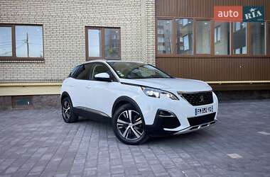 Внедорожник / Кроссовер Peugeot 3008 2020 в 