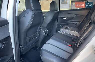 Внедорожник / Кроссовер Peugeot 3008 2020 в 