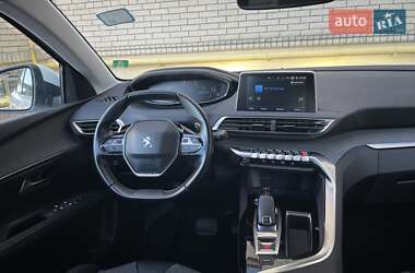 Внедорожник / Кроссовер Peugeot 3008 2020 в 
