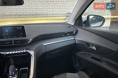 Внедорожник / Кроссовер Peugeot 3008 2020 в 