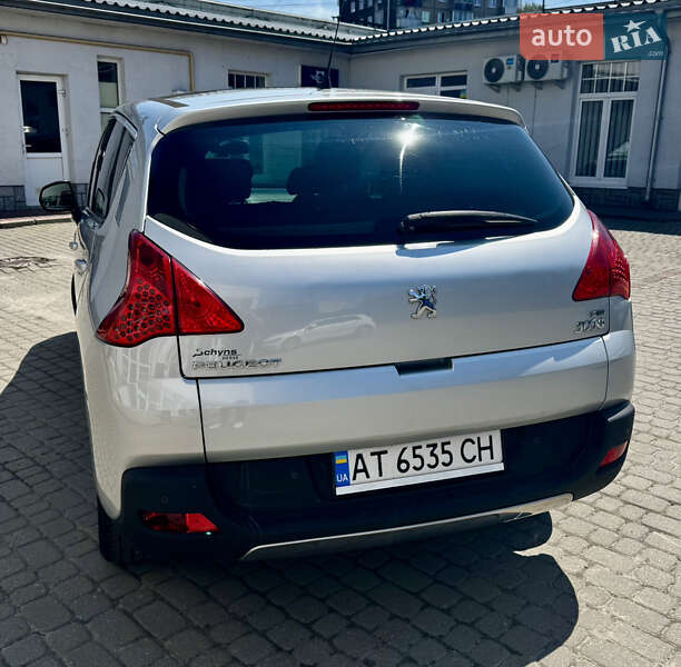 Позашляховик / Кросовер Peugeot 3008 2011 в Львові