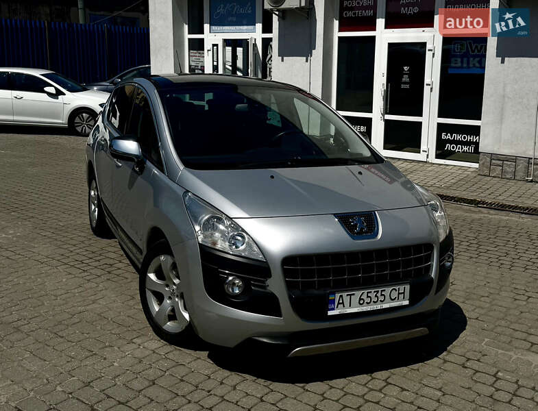 Позашляховик / Кросовер Peugeot 3008 2011 в Львові