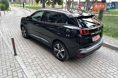 Позашляховик / Кросовер Peugeot 3008 2020 в 