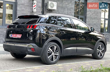 Позашляховик / Кросовер Peugeot 3008 2020 в 