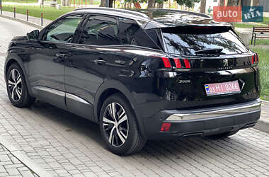 Позашляховик / Кросовер Peugeot 3008 2020 в 