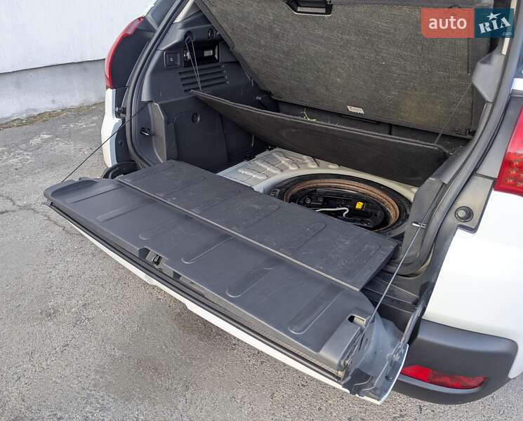 Позашляховик / Кросовер Peugeot 3008 2012 в Львові