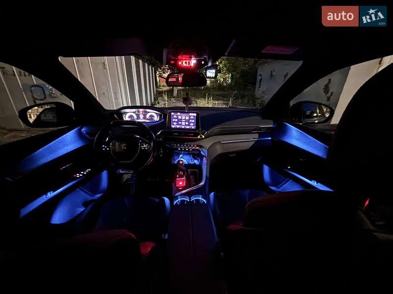 Позашляховик / Кросовер Peugeot 3008 2018 в Черкасах