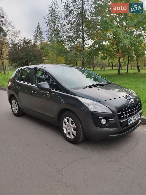 Peugeot 3008 2012
