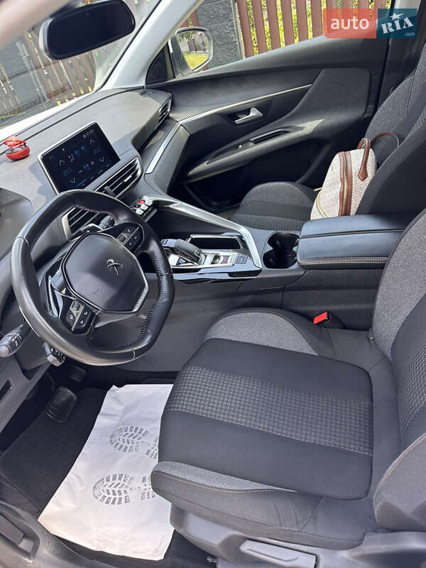 Позашляховик / Кросовер Peugeot 3008 2020 в Дубні