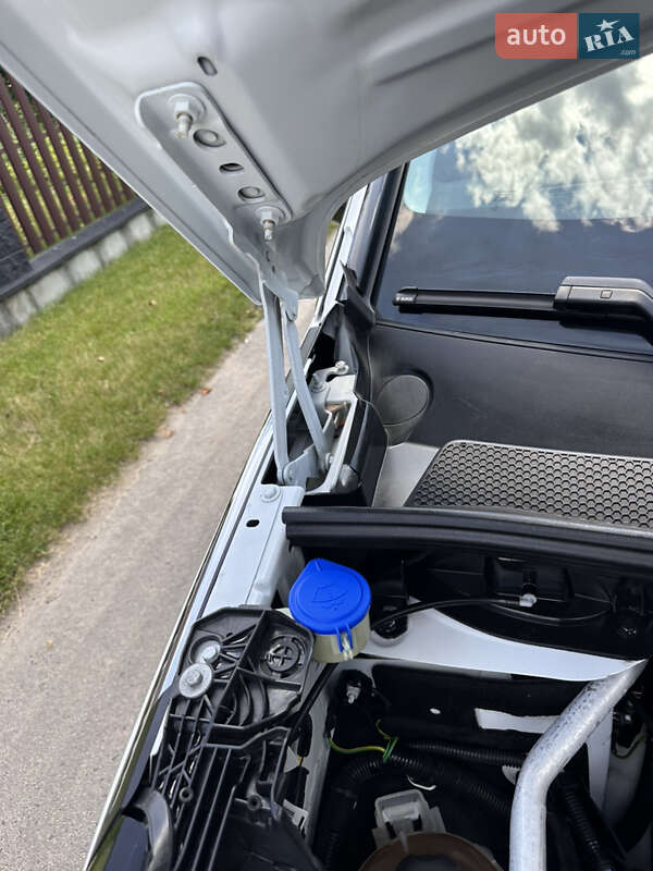 Позашляховик / Кросовер Peugeot 3008 2020 в Дубні