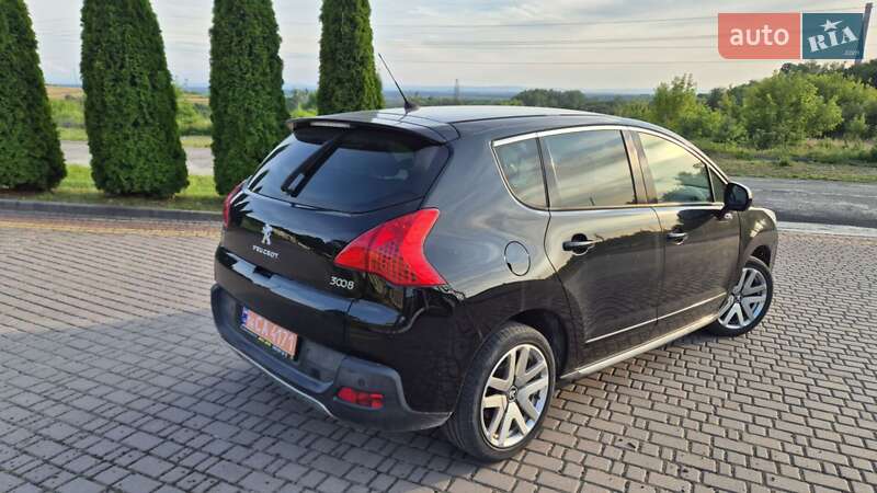 Позашляховик / Кросовер Peugeot 3008 2012 в Львові