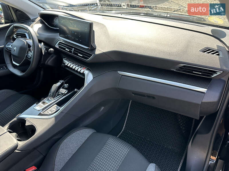 Внедорожник / Кроссовер Peugeot 3008 2022 в Ивано-Франковске