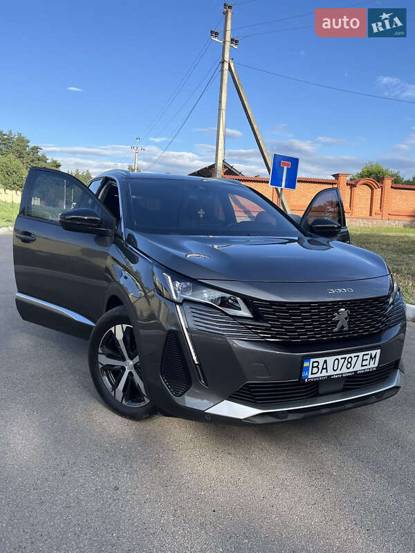 Внедорожник / Кроссовер Peugeot 3008 2021 в 