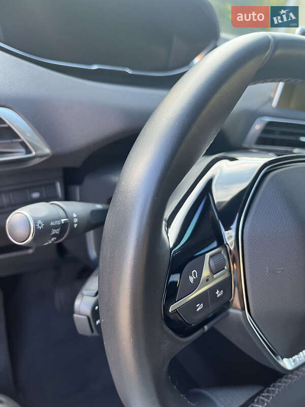 Позашляховик / Кросовер Peugeot 3008 2021 в Кропивницькому