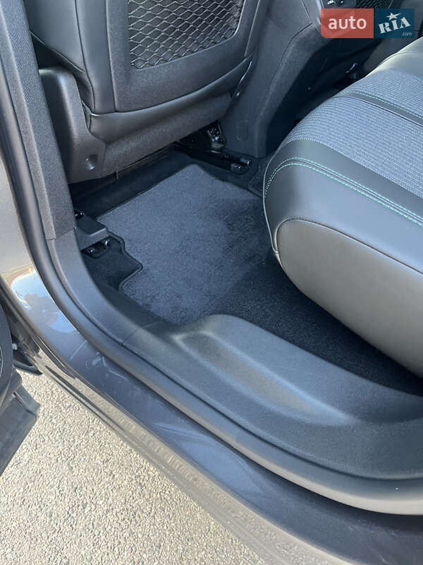 Позашляховик / Кросовер Peugeot 3008 2021 в Кропивницькому