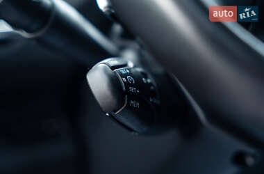 Позашляховик / Кросовер Peugeot 3008 2020 в 