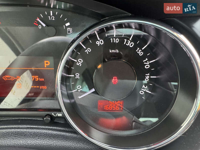 Внедорожник / Кроссовер Peugeot 3008 2012 в Киеве