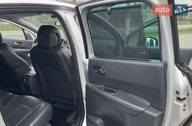 Внедорожник / Кроссовер Peugeot 3008 2012 в 