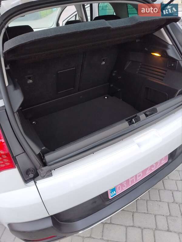 Внедорожник / Кроссовер Peugeot 3008 2011 в Тернополе