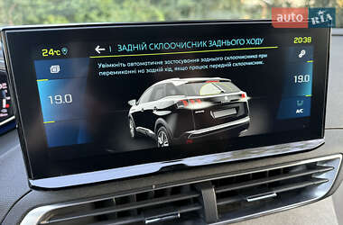 Внедорожник / Кроссовер Peugeot 3008 2022 в 