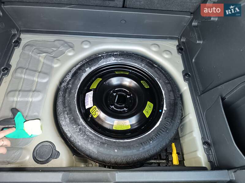 Внедорожник / Кроссовер Peugeot 3008 2015 в Ровно