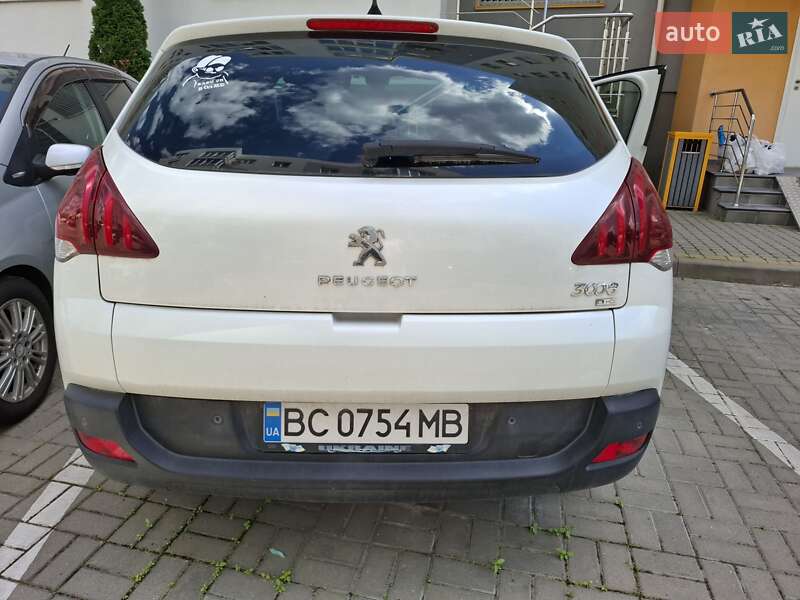 Позашляховик / Кросовер Peugeot 3008 2014 в Львові