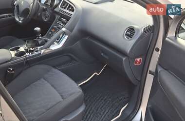 Внедорожник / Кроссовер Peugeot 3008 2011 в 