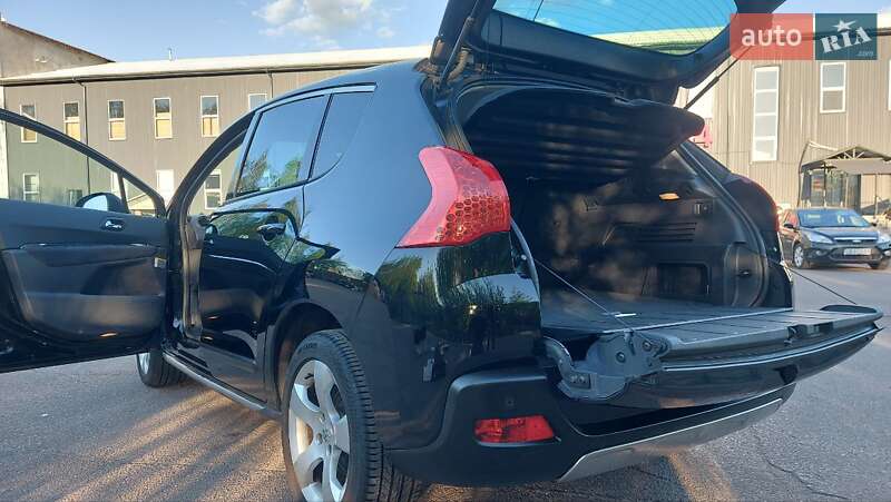 Позашляховик / Кросовер Peugeot 3008 2012 в Чернігові