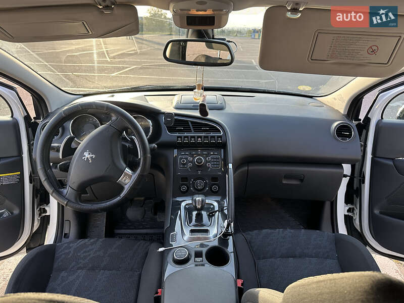 Позашляховик / Кросовер Peugeot 3008 2012 в Харкові