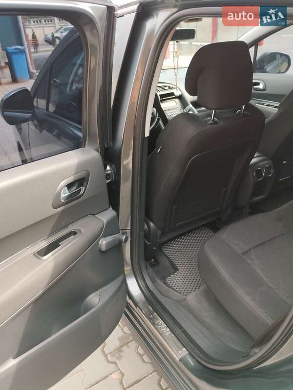Внедорожник / Кроссовер Peugeot 3008 2010 в Бориславе фото 12 Внедорожник / Кроссовер Peugeot 3008 2010 в Бориславе