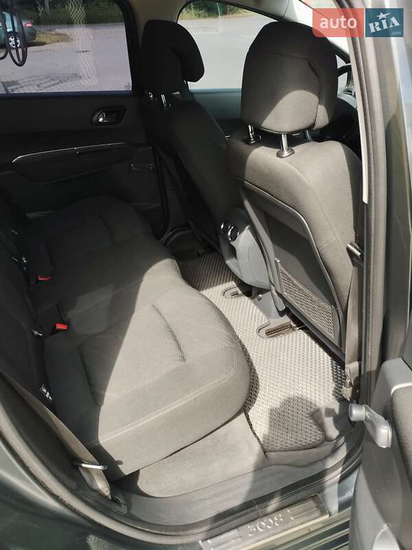 Внедорожник / Кроссовер Peugeot 3008 2010 в Бориславе фото 19 Внедорожник / Кроссовер Peugeot 3008 2010 в Бориславе