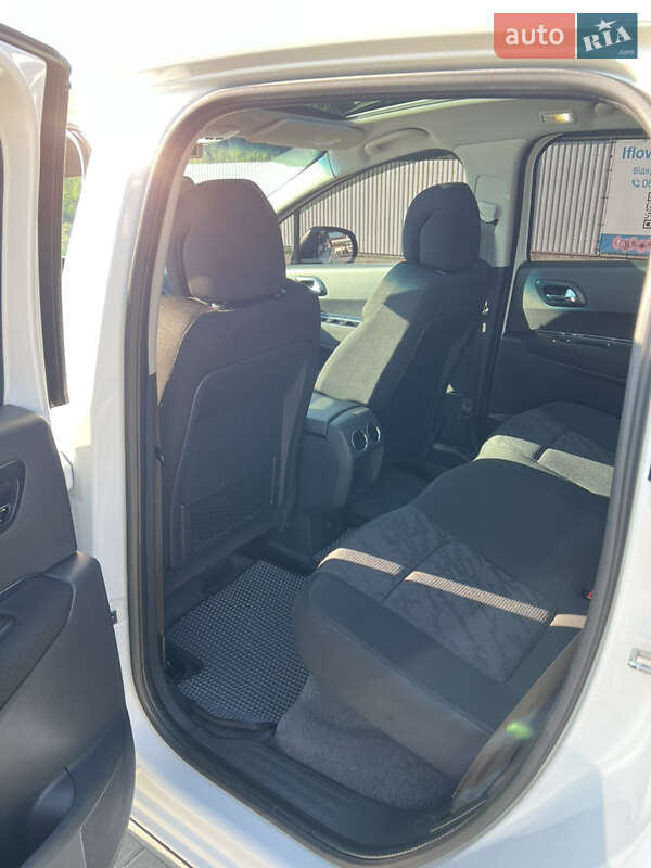 Внедорожник / Кроссовер Peugeot 3008 2011 в Черновцах