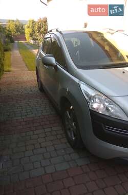 Внедорожник / Кроссовер Peugeot 3008 2011 в 
