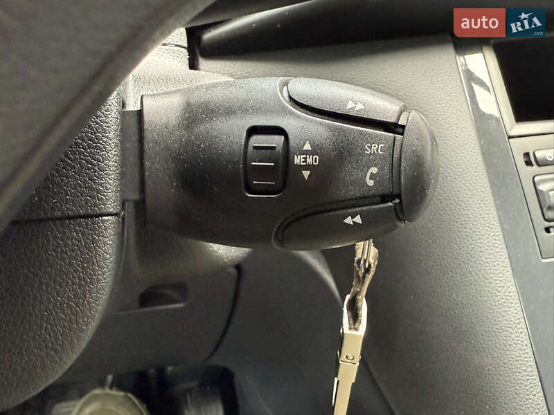 Позашляховик / Кросовер Peugeot 3008 2014 в Києві