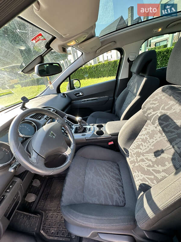 Позашляховик / Кросовер Peugeot 3008 2011 в Умані