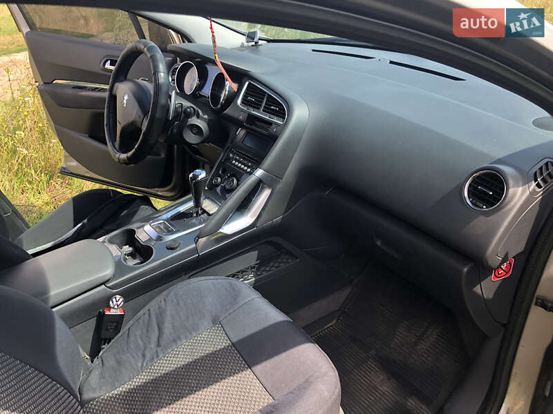 Позашляховик / Кросовер Peugeot 3008 2013 в Хмельницькому
