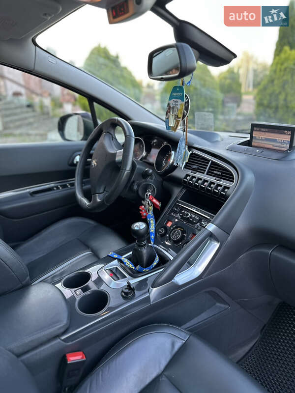 Позашляховик / Кросовер Peugeot 3008 2012 в Самборі