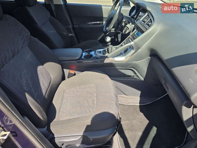 Позашляховик / Кросовер Peugeot 3008 2010 в Ковелі