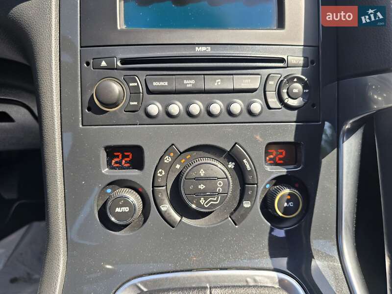 Позашляховик / Кросовер Peugeot 3008 2010 в Ковелі