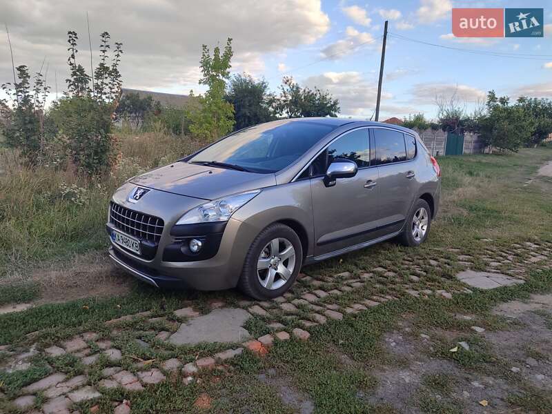 Peugeot 3008 2011