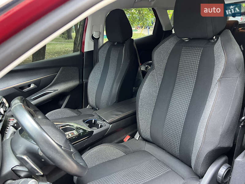 Позашляховик / Кросовер Peugeot 3008 2018 в Черкасах