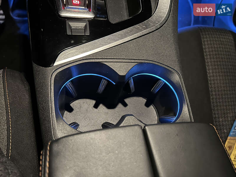 Позашляховик / Кросовер Peugeot 3008 2018 в Черкасах