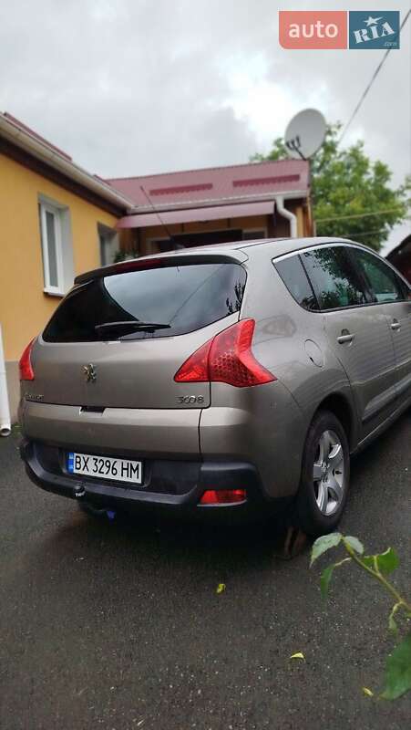 Позашляховик / Кросовер Peugeot 3008 2010 в Хмельницькому