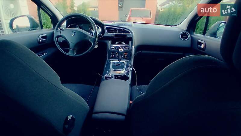 Позашляховик / Кросовер Peugeot 3008 2012 в Луцьку