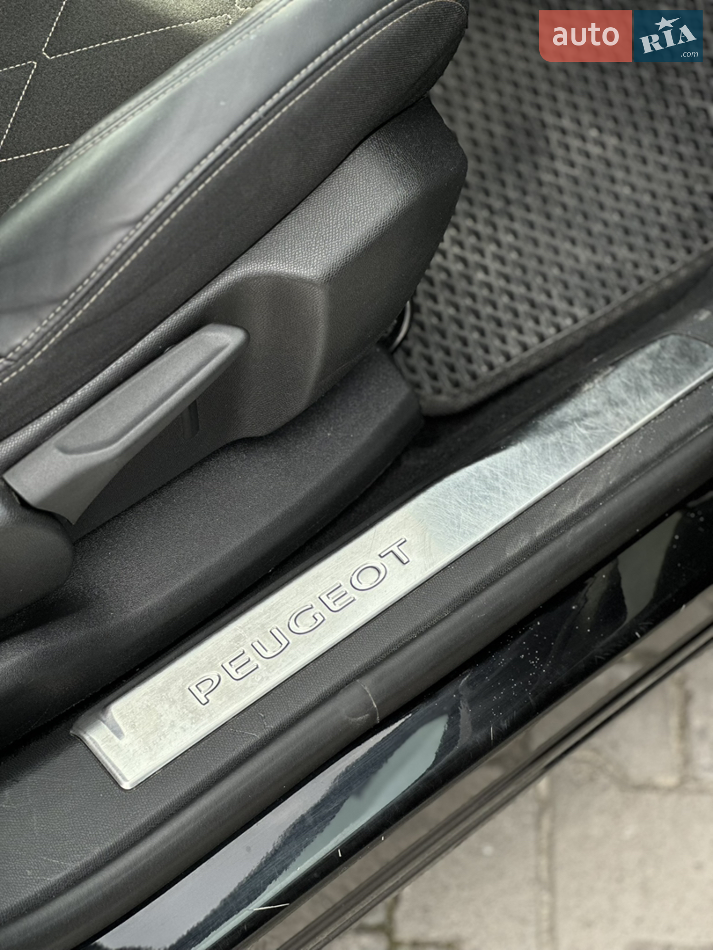 2017 Peugeot 3008 - мініатюра 3