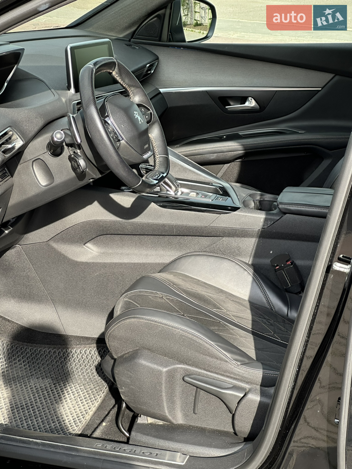 2017 Peugeot 3008 - мініатюра 9
