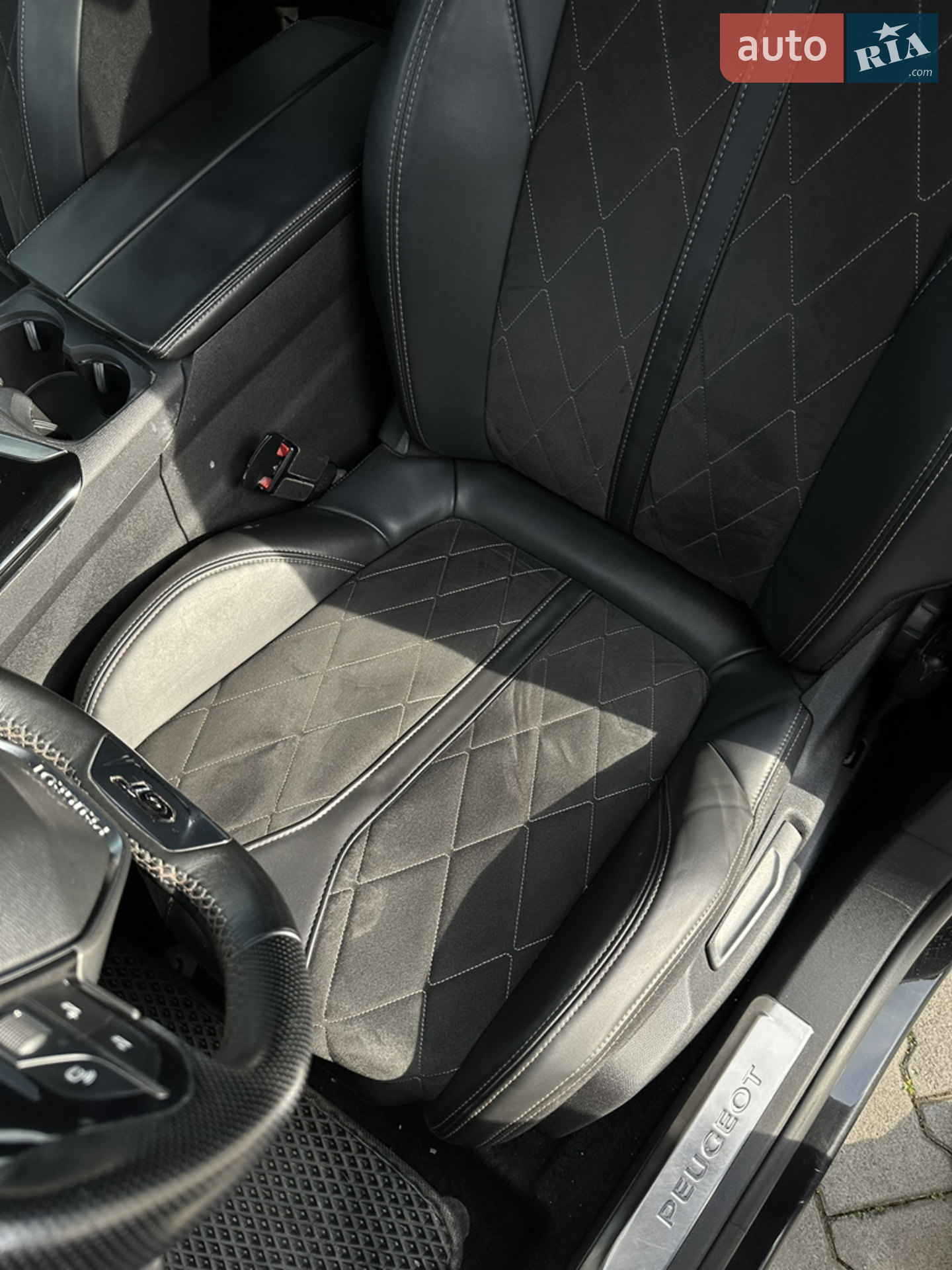 2017 Peugeot 3008 - мініатюра 27