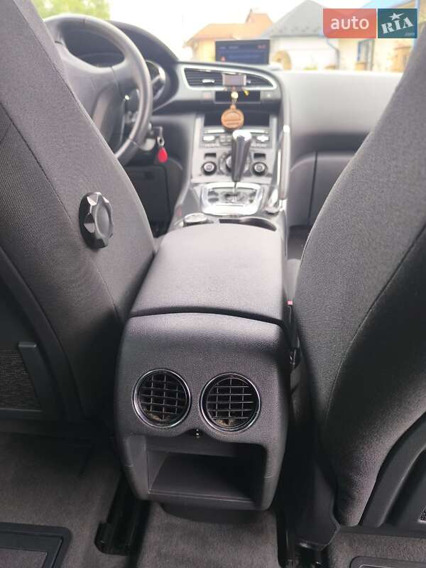 Позашляховик / Кросовер Peugeot 3008 2012 в Тернополі фото 18 Позашляховик / Кросовер Peugeot 3008 2012 в Тернополі