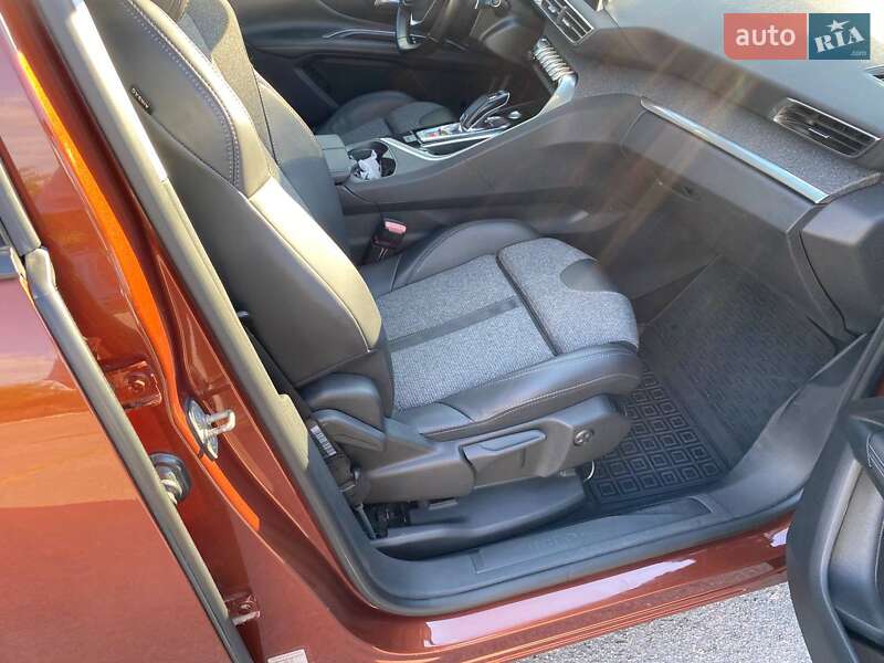 Позашляховик / Кросовер Peugeot 3008 2017 в Києві