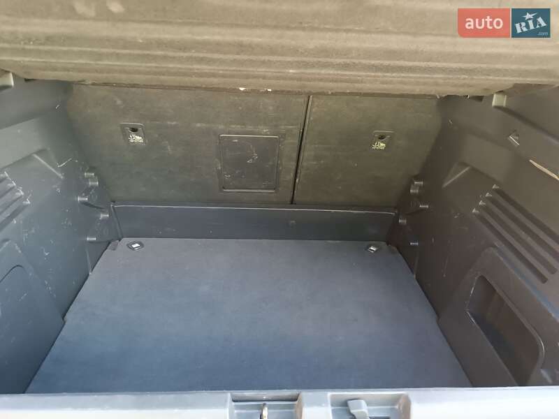 Позашляховик / Кросовер Peugeot 3008 2011 в Калуші